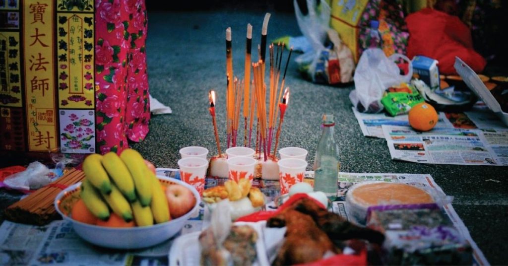 Hungry Ghost festival ritual